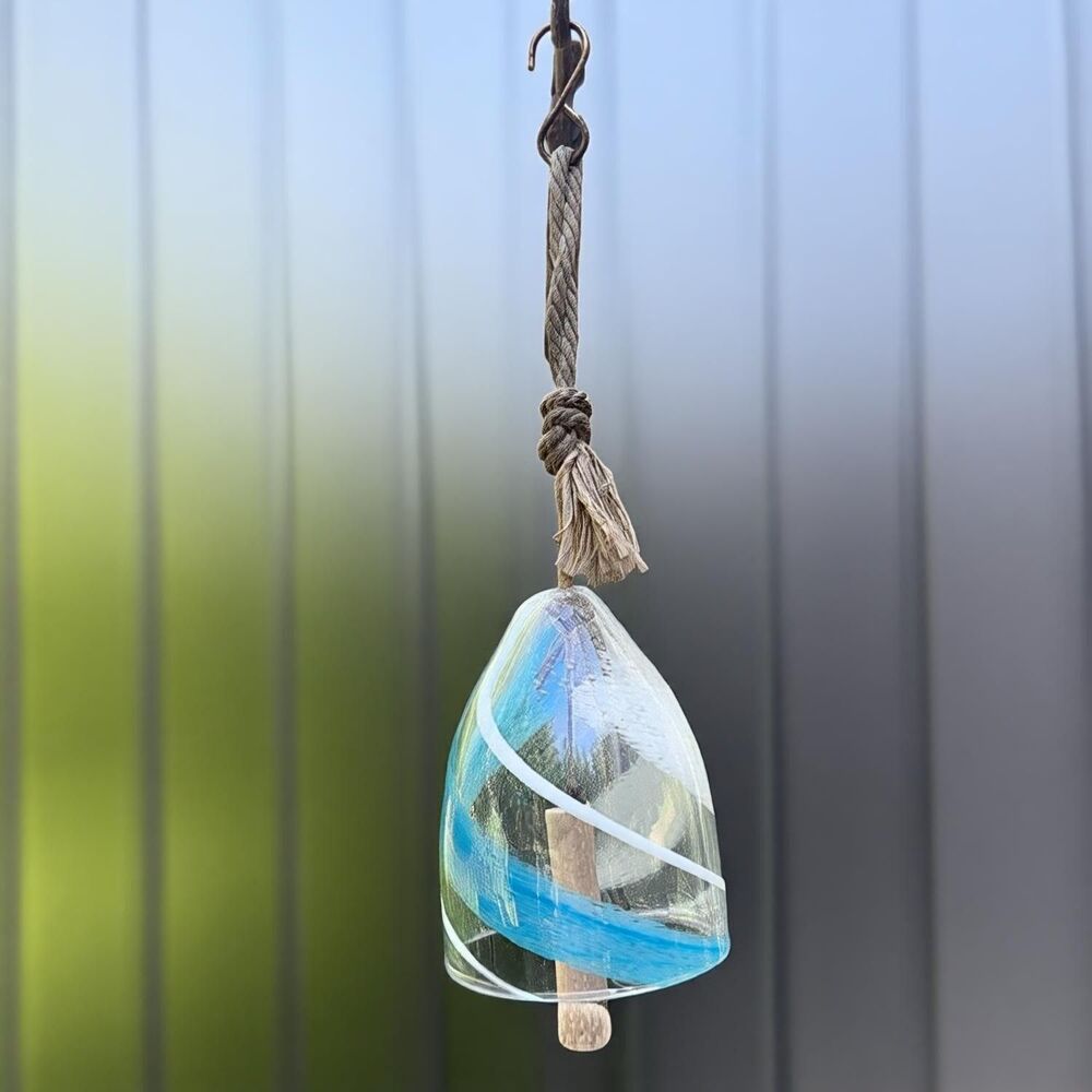Handmade Home Design Garden Light Blue Art Glass Wind Chime w/Solid Wood Striker